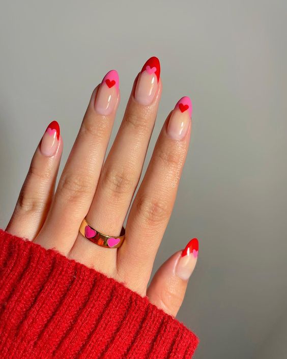 18 Gorgeous Minimalist Nails for a Romantic Valentine’s Day